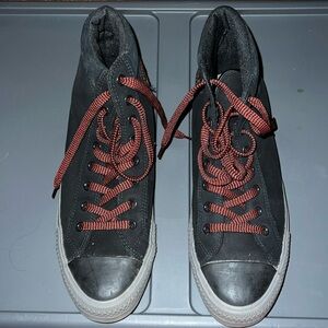 High top Chucks